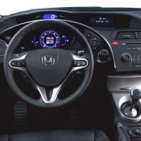 : руль и передняя панель Honda Civic