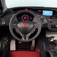 : передняя панель Honda Civic Type R