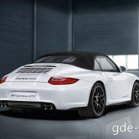 : Porsche 911 Carrera GTS Cabriolet вид сзади