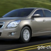 : Chevrolet Cobalt спереди