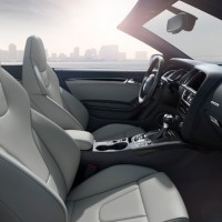 : Ауди RS 5 Кабриолет передние сиденья, руль