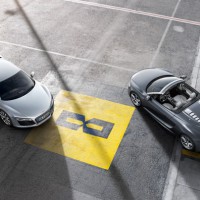 Audi R8 Spyder: купе и родстер вид сверху