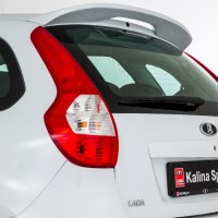 LADA Kalina Sport: задний спойлер и дверь багажника